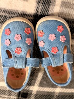 The Children's Place Blue Denim Look Mary Janes with Pink & Red Flower Accents